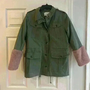 Twist Women's Quilted Utility Jacket Green Size 4 Faux Fur Cuffs